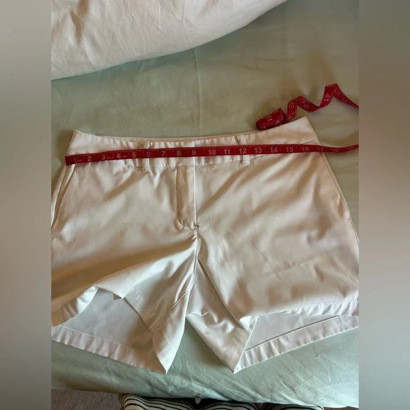 Nike dri-fit white golf shorts - Picture 6 of 7